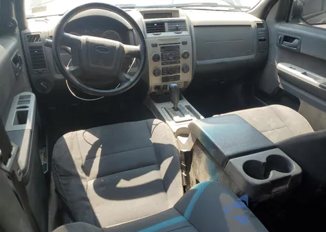 2012 Ford Escape Xlt z USA, uszkodzony, nr VIN 1FMCU9DG2CKC09502